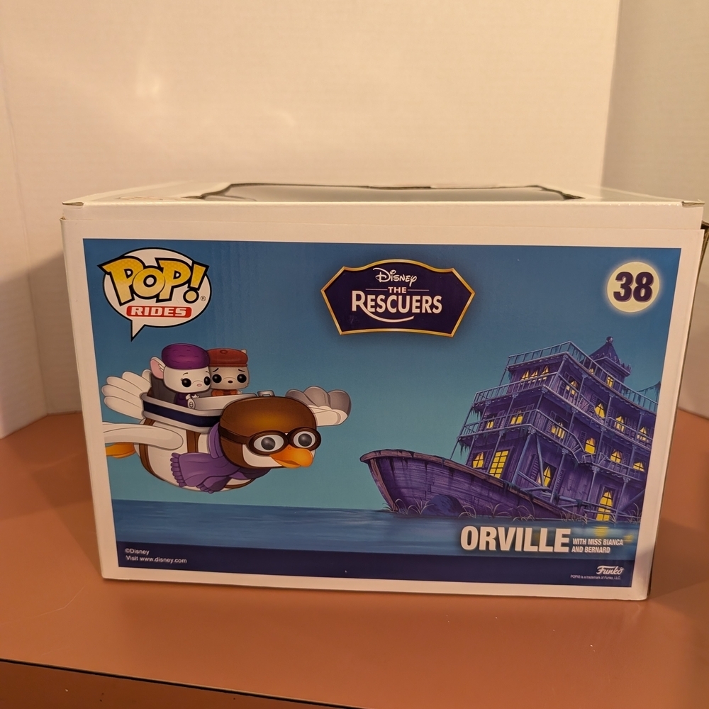 Funko Pop! Rides: The Rescuers - Orville with Miss Bianca & Bernard Vinyl Figure - Picture 3 of 11